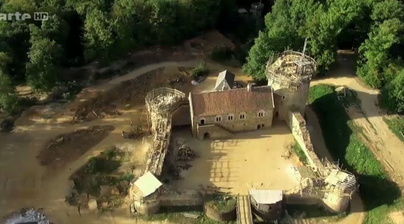 guedelon la renaissance d un chateau medieval